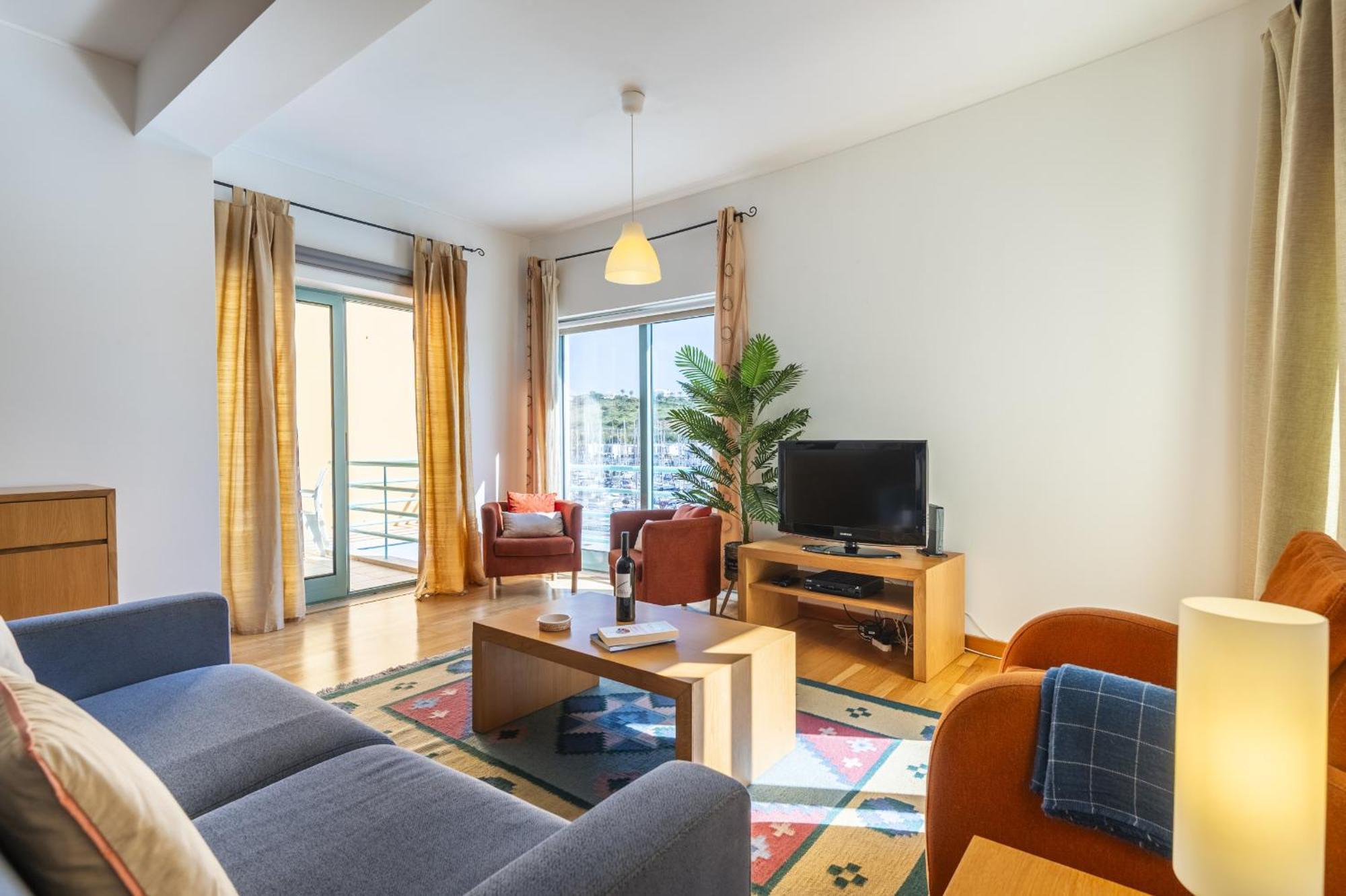 Marina Breeze Apartment With Pool - 900M From The Beach Албуфейра Екстер'єр фото